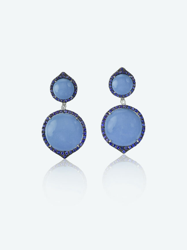 Blue opal sapphire