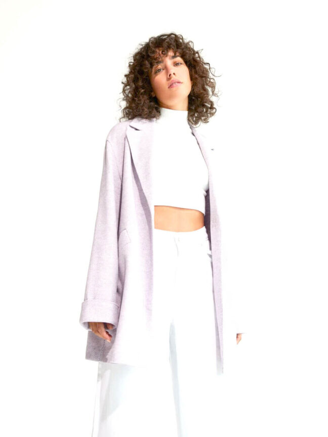 Short straight coat