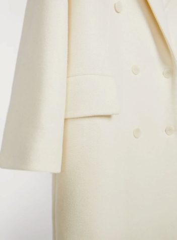 Short straight coat