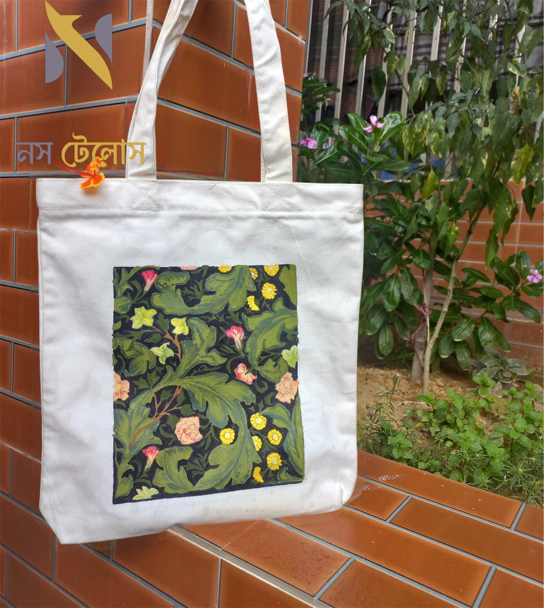 White Hand Painting Tote Bag 15